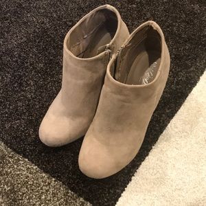Massimo nude booties